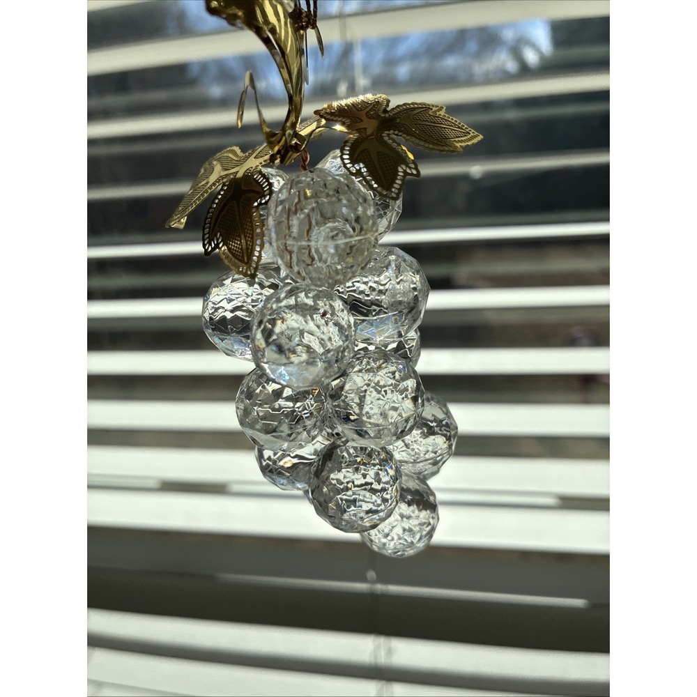 Lucite Acrylic Grape Clusters  Clear Faceted Christmas Ornaments Made In Taiwan - Picture 11 of 11